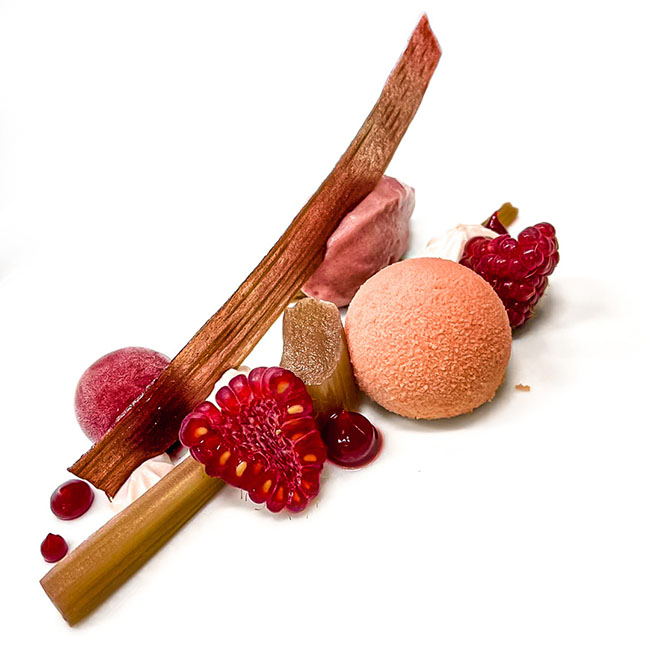 Dessert mit Himbeereng